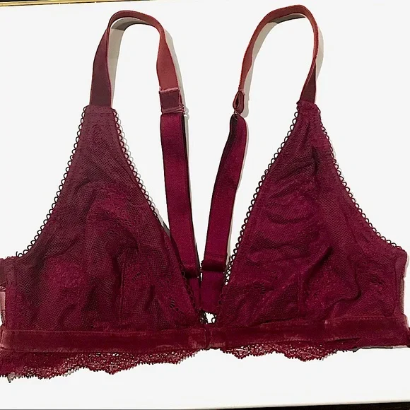 Victoria‘s Secret Maroon Lace Bralette - Picture 4 of 15